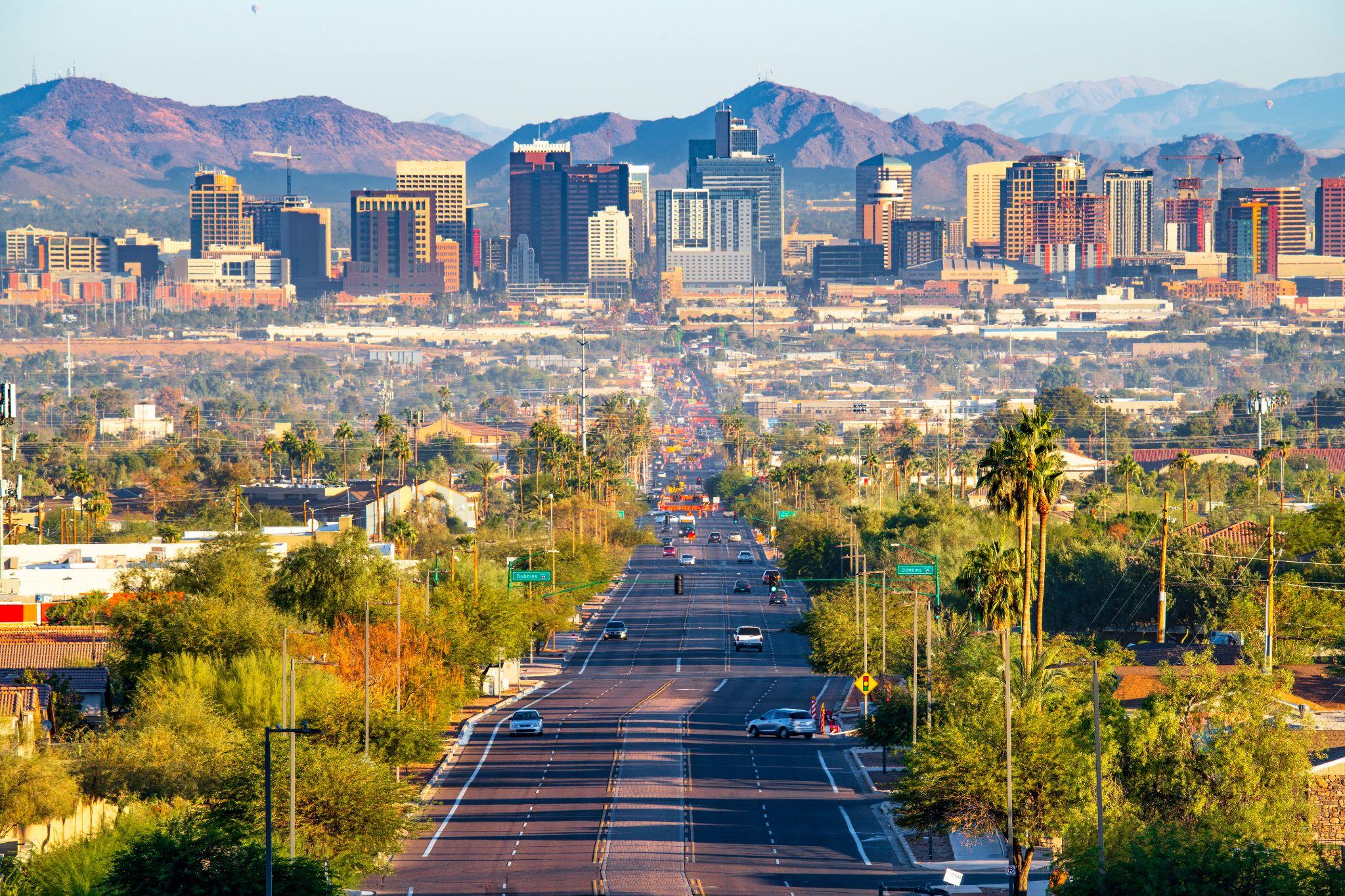 Phoenix, AZ skyline